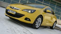 Opel Astra J GTC - galeria redakcyjna - widok z przodu