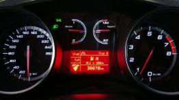 Alfa Romeo Giulietta Nuova II Hatchback 5d 1750 TBi 16v 235KM - galeria redakcyjna - komputer pokład