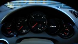 Porsche Cayenne III SUV 3.0 Diesel 245KM - galeria redakcyjna - obrotomierz