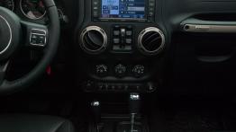 Jeep Wrangler Unlimited 1941 - galeria redakcyjna