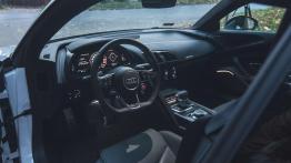 Audi R8 V10 Plus - galeria redakcyjna - widok ogólny wnętrza z przodu