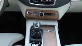 Volvo XC90 II - galeria redakcyjna - konsola środkowa
