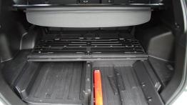 Nissan X-Trail II Terenowy 2.0 dCi 150KM - galeria redakcyjna - bagażnik, akcesoria
