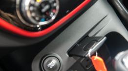 Renault Captur HH TCe EDC 120KM - galeria redakcyjna - kluczyk