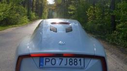 Volkswagen XL1 0.8 TDI Hybrid 69KM - galeria redakcyjna - widok z tyłu
