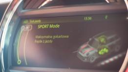 Mini III Hatchback 5d 2.0 170KM - galeria redakcyjna - ekran systemu multimedialnego