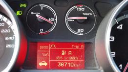 Alfa Romeo Giulietta Nuova II Hatchback 5d 1750 TBi 16v 235KM - galeria redakcyjna - komputer pokład