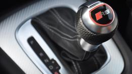 Audi RS Q3 2.5 TFSI 310KM - galeria redakcyjna - skrzynia biegów