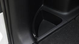 Chevrolet Orlando Minivan 2.0D 130KM - galeria redakcyjna - bagażnik - inne ujęcie