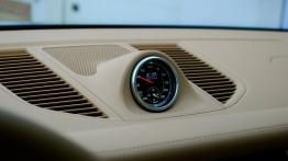 Porsche Macan - galeria redakcyjna - zegarek