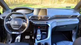 Peugeot 5008 2.0 BlueHDI 180 KM - galeria redakcyjna - pełny panel przedni
