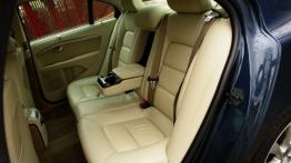 Volvo S80 II Sedan 2.4 D5 215KM - galeria redakcyjna - tylna kanapa