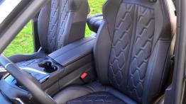 Peugeot 5008 2.0 BlueHDI 180 KM - galeria redakcyjna - fotel kierowcy, widok z przodu