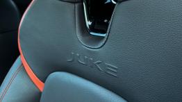 Nissan Juke 1.0 DIG-T 117 KM - galeria redakcyjna - widok ogólny wn?trza z przodu