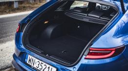 Kia ProCeed GT 1.6 T-GDI 204 KM - galeria redakcyjna - tył - bagażnik otwarty