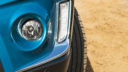 Suzuki Vitara 1.6 VVT 120 KM - galeria redakcyjna - lewy przedni reflektor - wyłączony