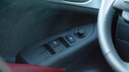 Mazda CX-3 - galeria redakcyjna - sterowanie w drzwiach