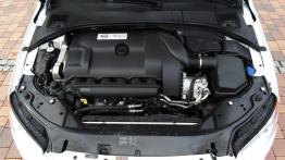 Volvo S80 II Facelifting Polestar 3.0 T6 - galeria redakcyjna - maska otwarta