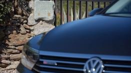 Volkswagen Passat B8 w Sardynii - galeria redakcyjna - grill