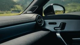 Mercedes CLA 220 - galeria redakcyjna - widok ogólny wn?trza z przodu