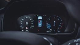 Volvo XC90 D5 R-Design - galeria redakcyjna
