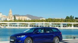 Ford Mondeo V - galeria redakcyjna - lewy bok