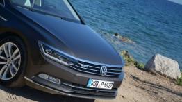 Volkswagen Passat B8 w Sardynii - galeria redakcyjna - przód - inne ujęcie