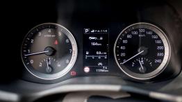 Hyundai Tucson 1.6 T-GDI 177 KM - galeria redakcyjna - zestaw wskaźników