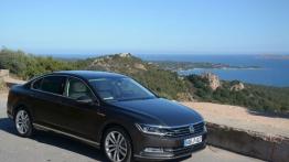Volkswagen Passat B8 w Sardynii - galeria redakcyjna - prawy bok