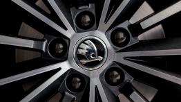 Skoda Superb L&K 2.0 TDI 150 KM - galeria redakcyjna - koło