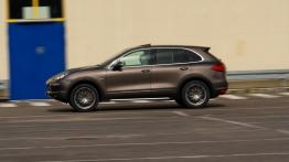 Porsche Cayenne III SUV 3.0 Diesel 245KM - galeria redakcyjna - lewy bok