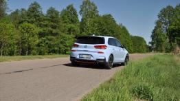Hyundai i30 N Performance – galeria redakcyjna - widok z tyłu