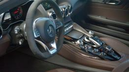 Mercedes-AMG GT 4.0 V8 - galeria redakcyjna - kierownica