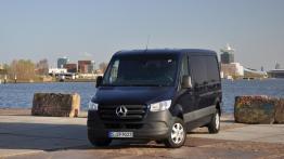 Mercedes Sprinter (2018) - galeria redakcyjna - widok z przodu