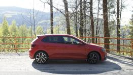 Volkswagen Polo GTI 2.0 TSI 200 KM - galeria redakcyjna - prawy bok