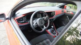 Volkswagen Polo GTI 2.0 TSI 200 KM - galeria redakcyjna - fotel kierowcy, widok z przodu
