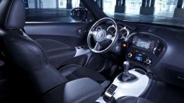Nissan Juke Ministry of Sound - kokpit