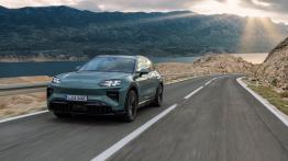 Nowe Porsche Cayenne Electric imponuje tam gdzie tego nie widać. 1156 KM i setka w 2,5 sekundy