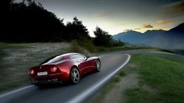Alfa Romeo 8C Competizione - widok z tyłu