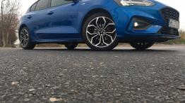 Prawie jak hot hatch! Nowy Ford Focus w wersji ST Line