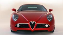 Alfa Romeo 8C Competizione - widok z przodu