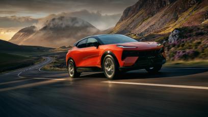 To nie błąd. Lotus Eletre X ma 939 KM i „tylko” 230 km/h prędkości maksymalnej