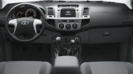 Toyota Hilux VII Extra Cab Facelifting - pełny panel przedni