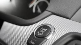 BMW M550d Touring - przycisk do uruchamiania silnika