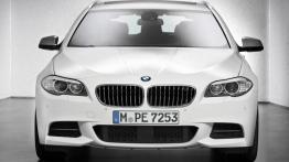 BMW M550d Touring - przód - reflektory wyłączone