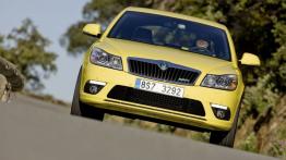 Skoda Octavia II RS Hatchback Facelifting - widok z przodu