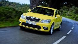 Skoda Octavia II RS Hatchback Facelifting - widok z przodu