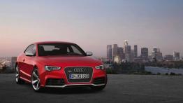 Audi RS5 Facelifting - widok z przodu