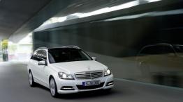 Mercedes C 350 CDI W204 kombi Facelifting - widok z przodu