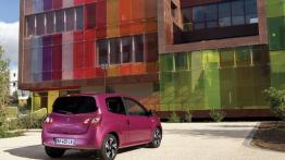 Renault Twingo II Facelifting - prawy bok